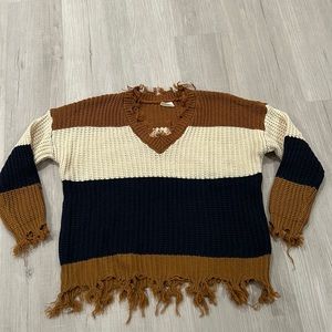Women’s color block sweater raw edge size small